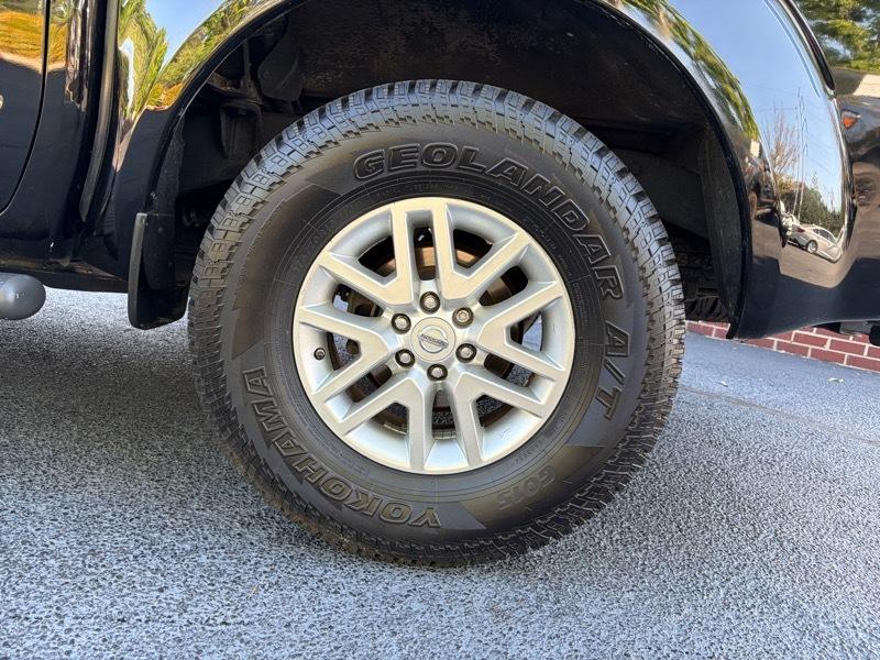 Nissan Frontier  2015