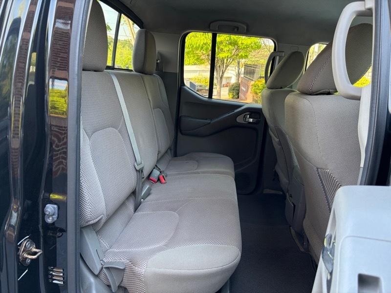 Nissan Frontier  2015