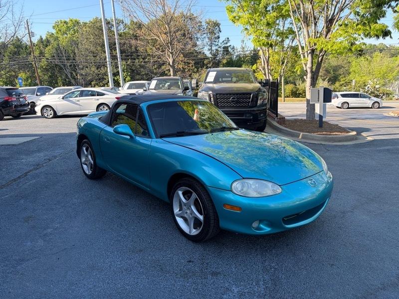 Mazda MX-5 Miata Base 2003