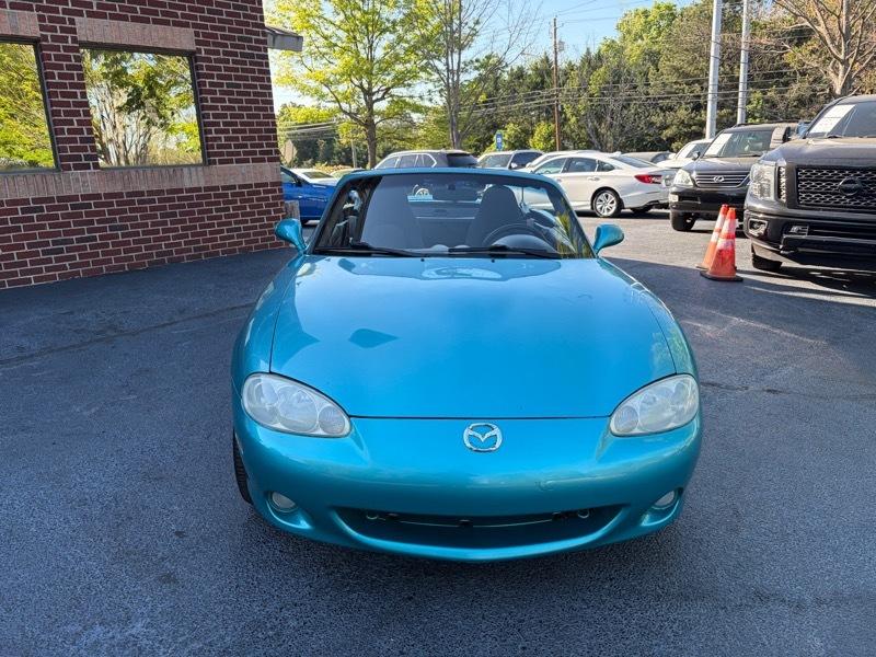 Mazda MX-5 Miata Base 2003