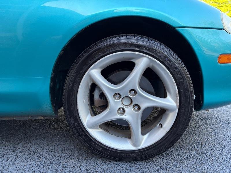 Mazda MX-5 Miata Base 2003