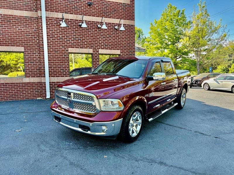 RAM 1500 Laramie Crew Cab SWB 4WD 2016
