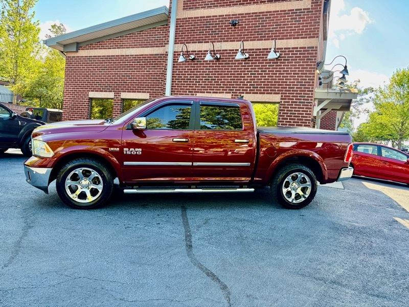 RAM 1500 Laramie Crew Cab SWB 4WD 2016