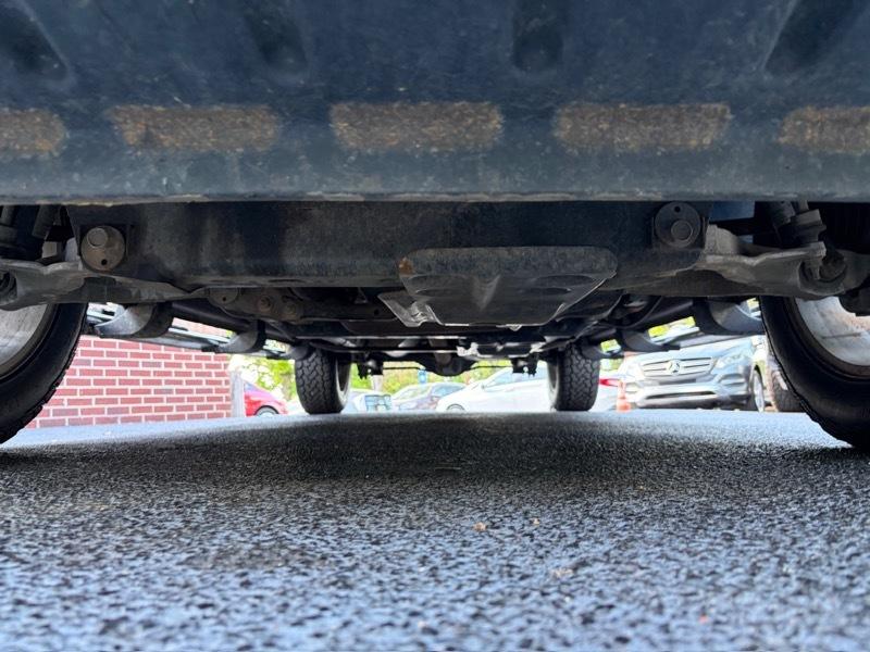 RAM 1500 Laramie Crew Cab SWB 4WD 2016