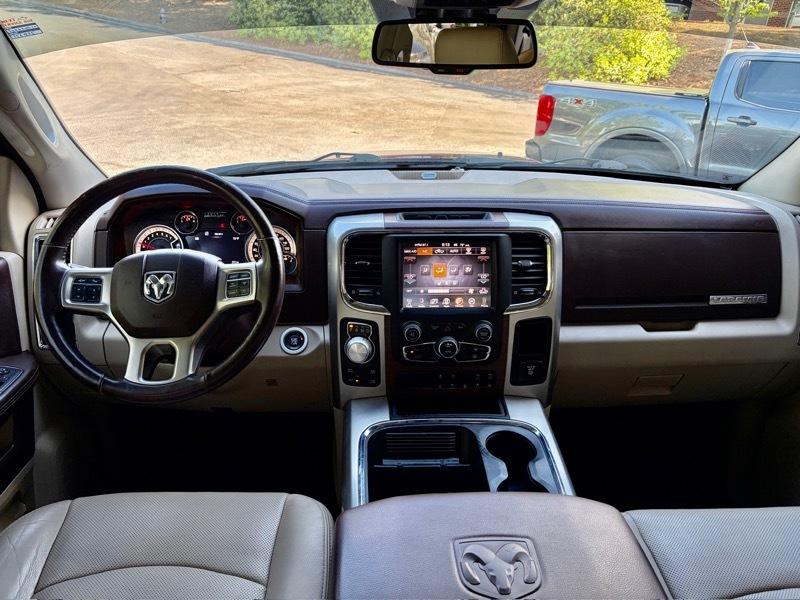 RAM 1500 Laramie Crew Cab SWB 4WD 2016