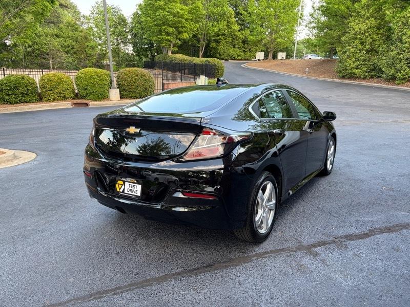 Chevrolet Volt LT w/ Standard Emission Package 2017