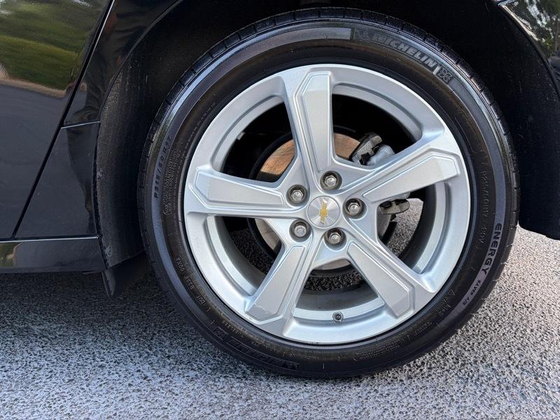 Chevrolet Volt LT w/ Standard Emission Package 2017