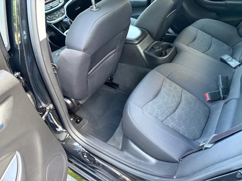 Chevrolet Volt LT w/ Standard Emission Package 2017