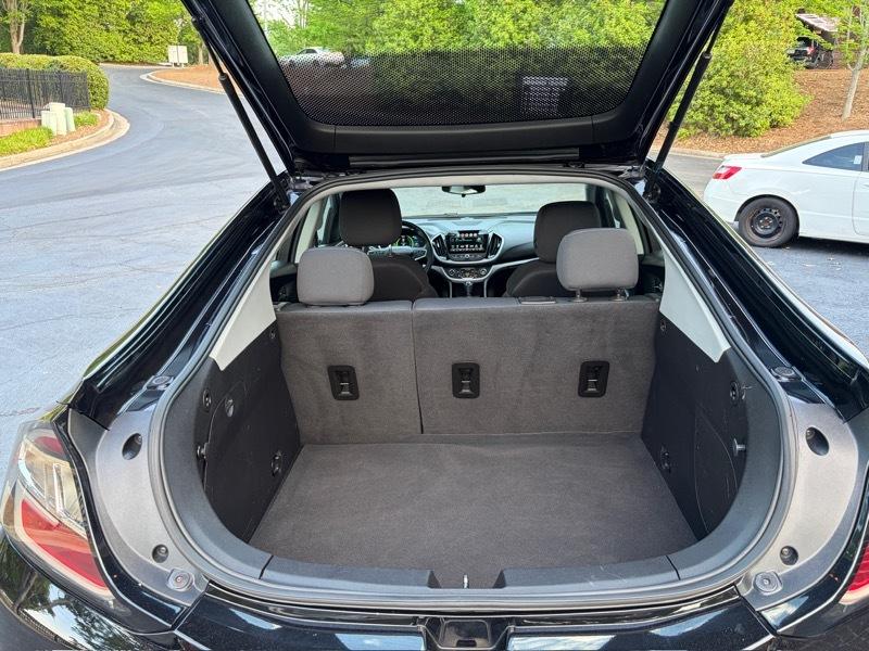 Chevrolet Volt LT w/ Standard Emission Package 2017