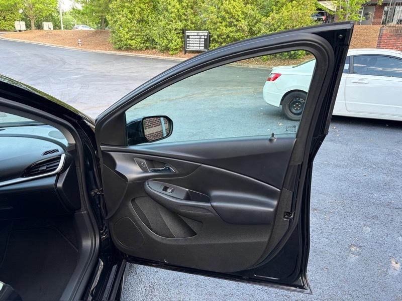 Chevrolet Volt LT w/ Standard Emission Package 2017