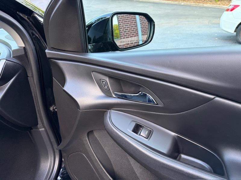 Chevrolet Volt LT w/ Standard Emission Package 2017