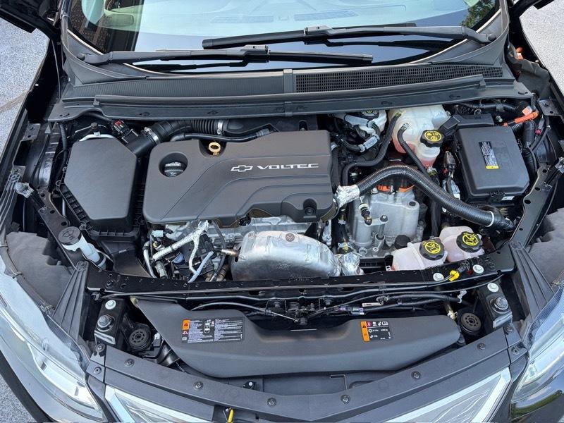 Chevrolet Volt LT w/ Standard Emission Package 2017