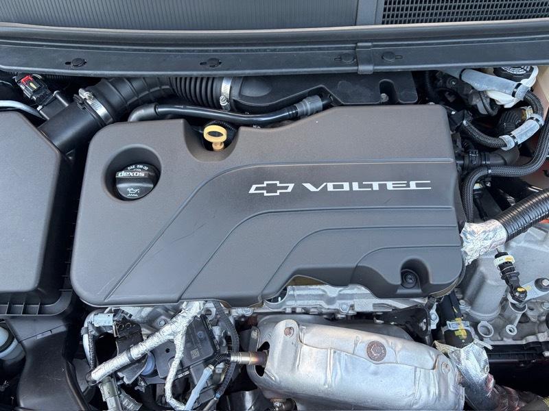 Chevrolet Volt LT w/ Standard Emission Package 2017