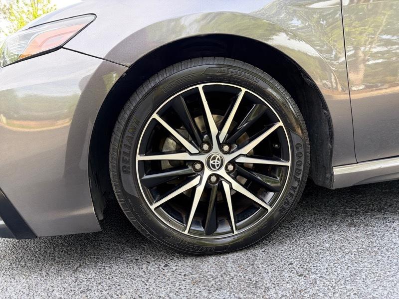 Toyota Camry SE 2022