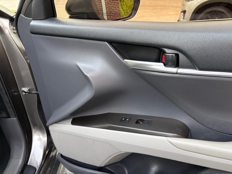 Toyota Camry SE 2022