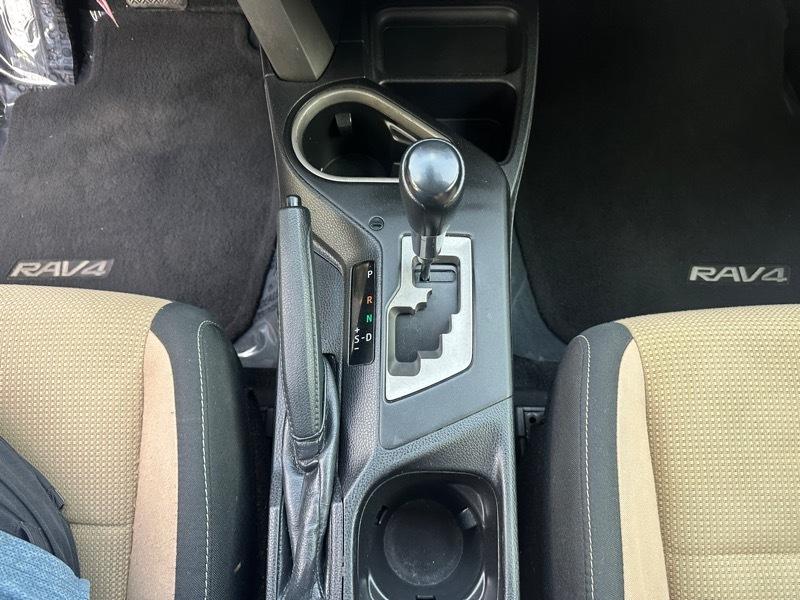 Toyota RAV4 XLE FWD 2017