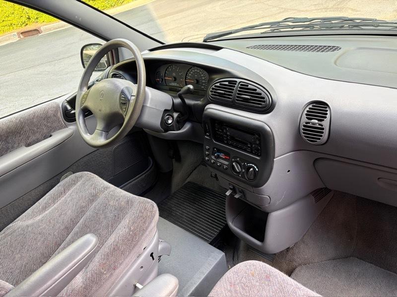 Dodge Grand Caravan SE 1999