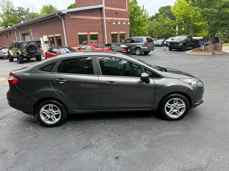 Ford Fiesta SE Sedan 2019