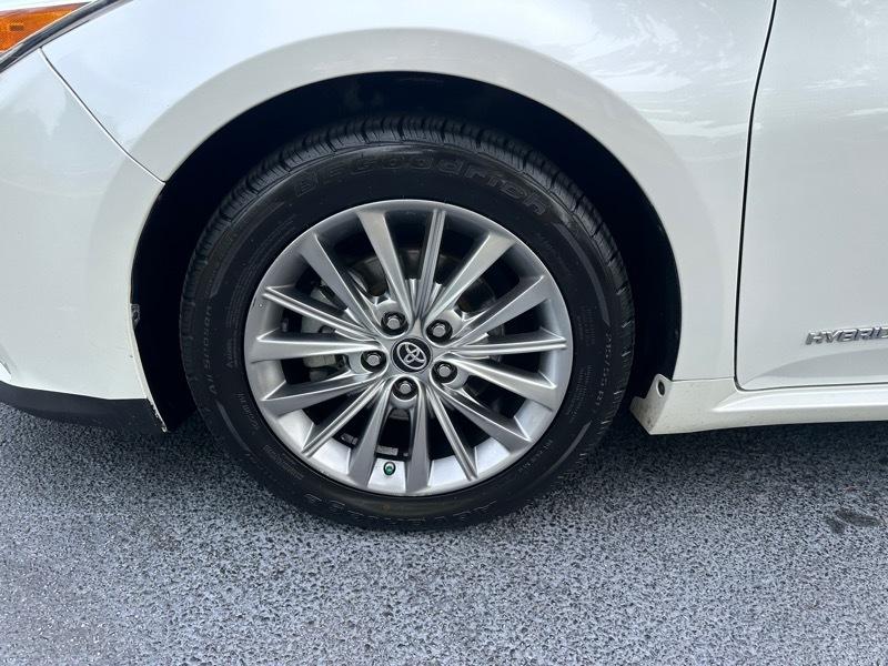 Toyota Avalon Hybrid Limited 2018