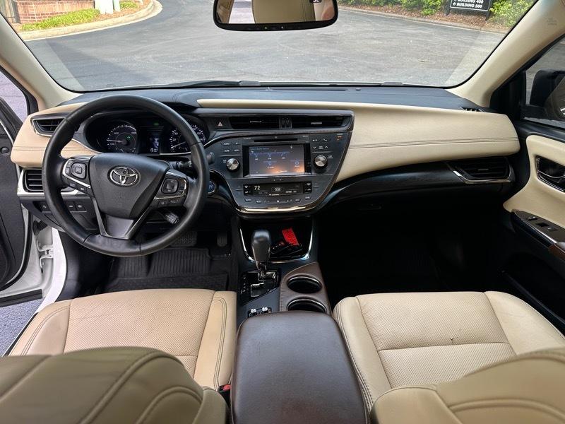 Toyota Avalon Hybrid Limited 2018