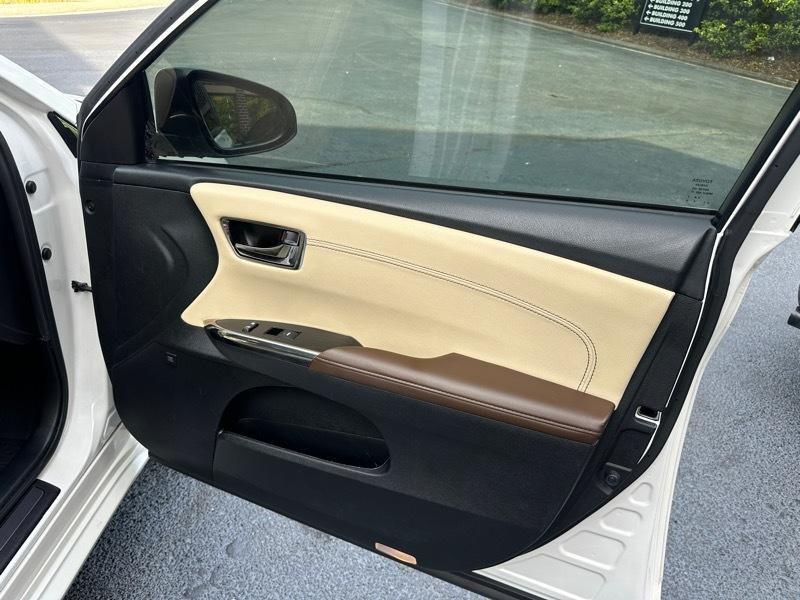 Toyota Avalon Hybrid Limited 2018