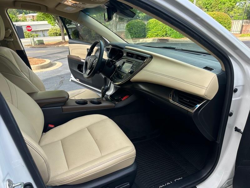 Toyota Avalon Hybrid Limited 2018