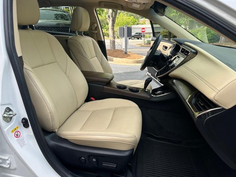 Toyota Avalon Hybrid Limited 2018