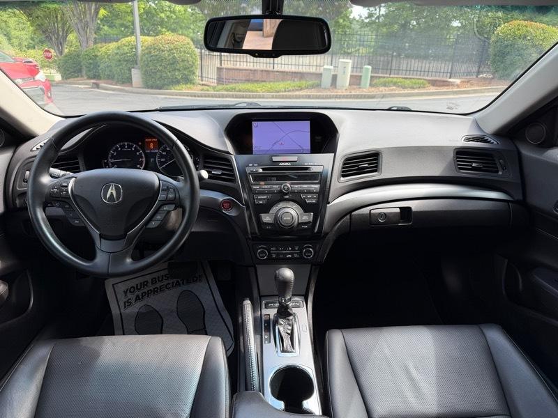 Acura ILX 5-Spd AT w/ Technology Package 2013