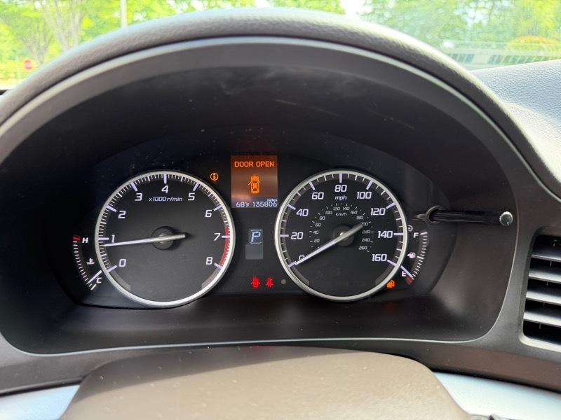 Acura ILX 5-Spd AT w/ Technology Package 2013