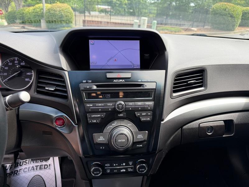 Acura ILX 5-Spd AT w/ Technology Package 2013