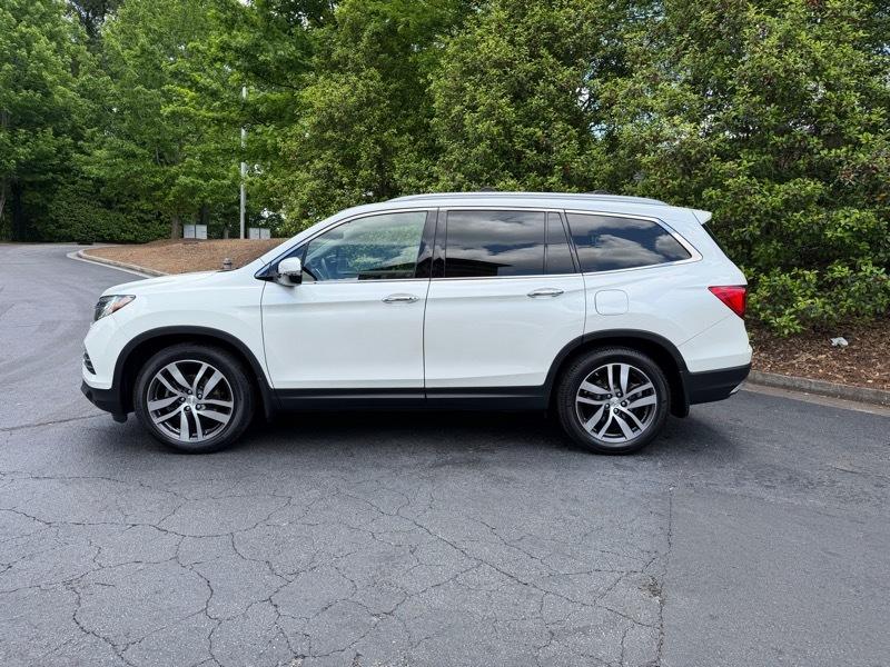Honda Pilot Touring 2WD 2016