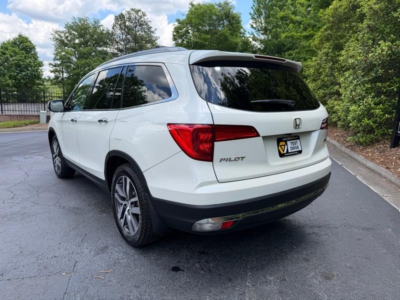 Honda Pilot Touring 2WD 2016