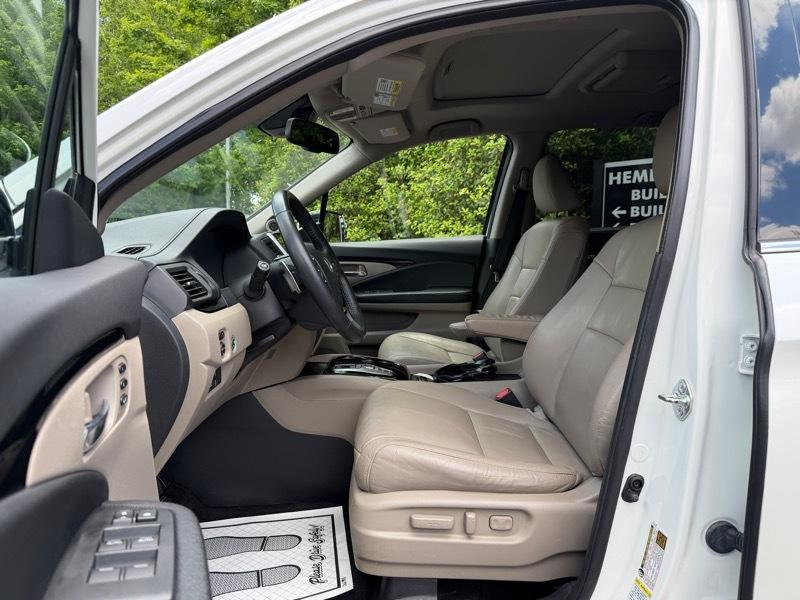 Honda Pilot Touring 2WD 2016