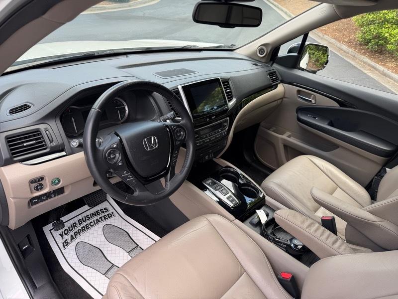 Honda Pilot Touring 2WD 2016