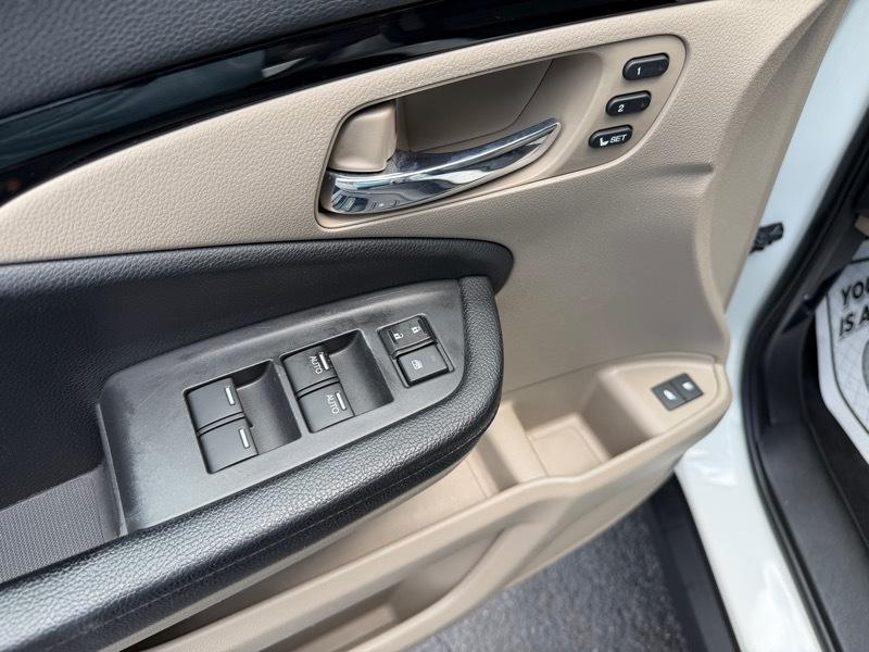 Honda Pilot Touring 2WD 2016