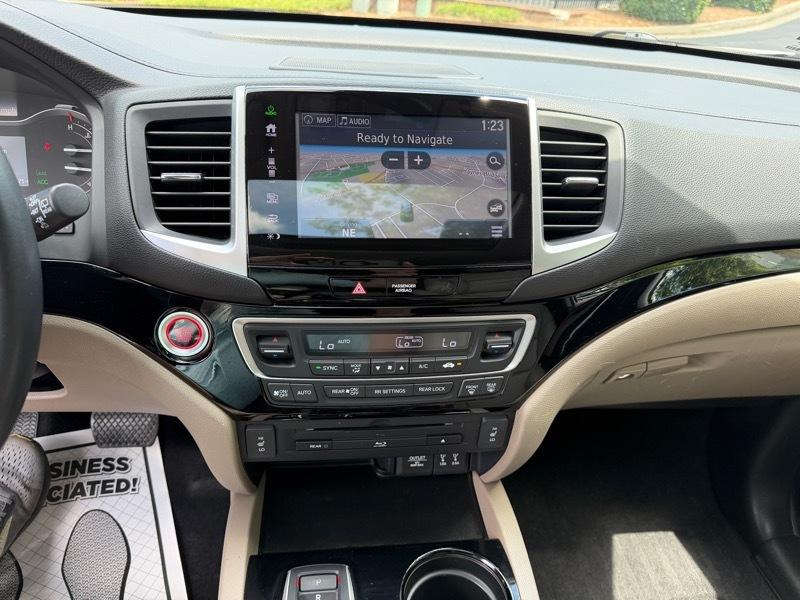 Honda Pilot Touring 2WD 2016