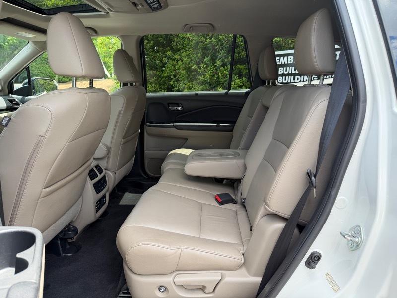 Honda Pilot Touring 2WD 2016