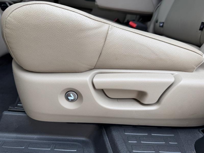 Honda Pilot Touring 2WD 2016