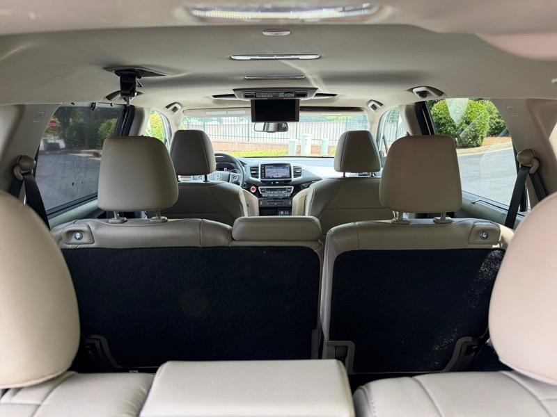 Honda Pilot Touring 2WD 2016