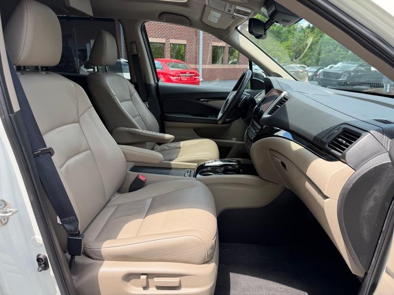 Honda Pilot Touring 2WD 2016