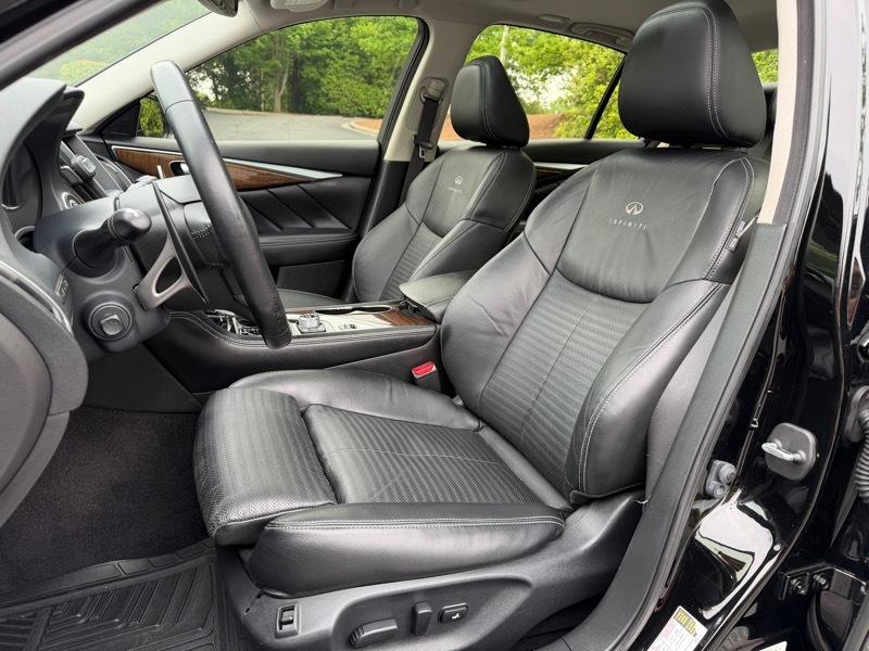 Infiniti Q50  2014