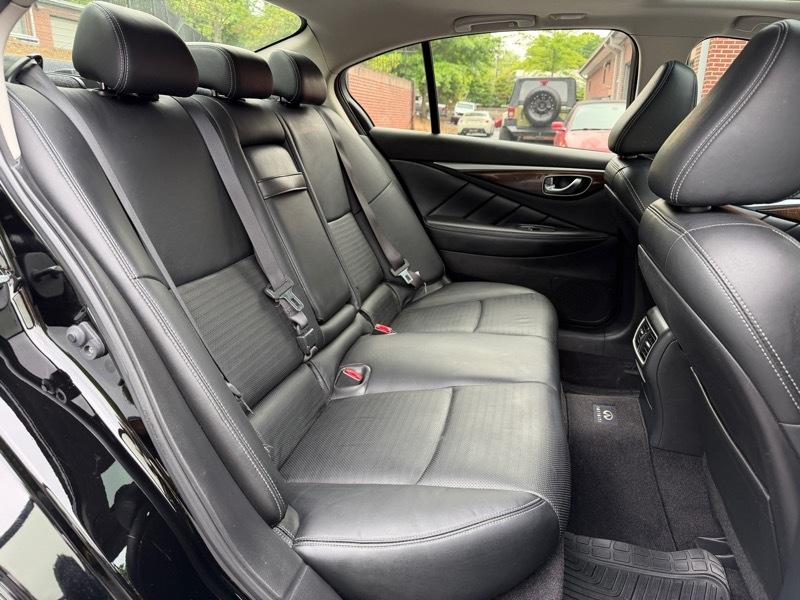 Infiniti Q50  2014