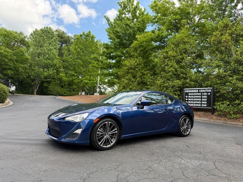 Scion FR-S 6MT 2013