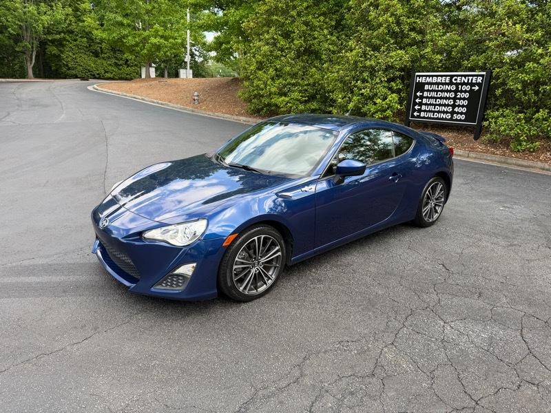 Scion FR-S 6MT 2013