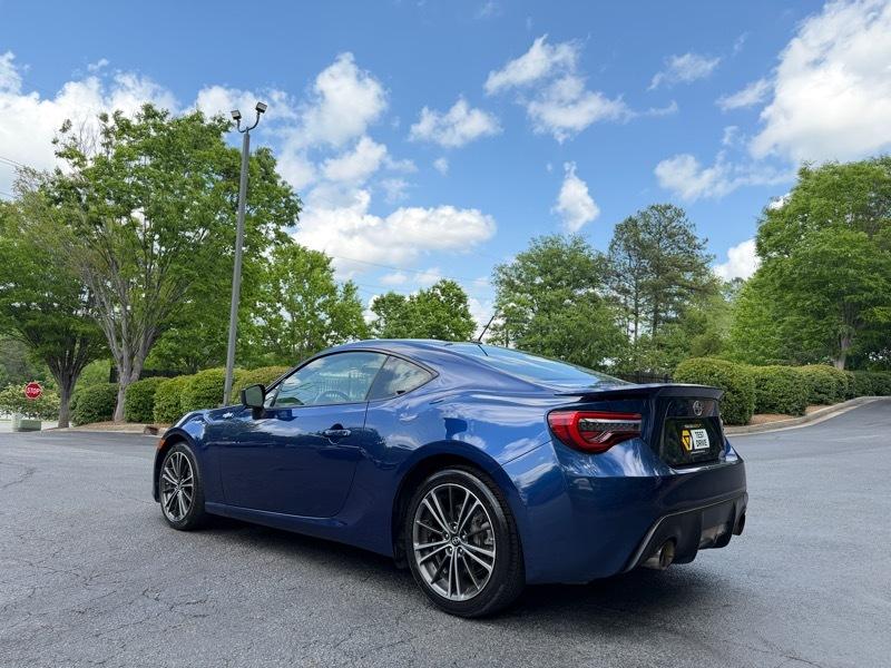 Scion FR-S 6MT 2013