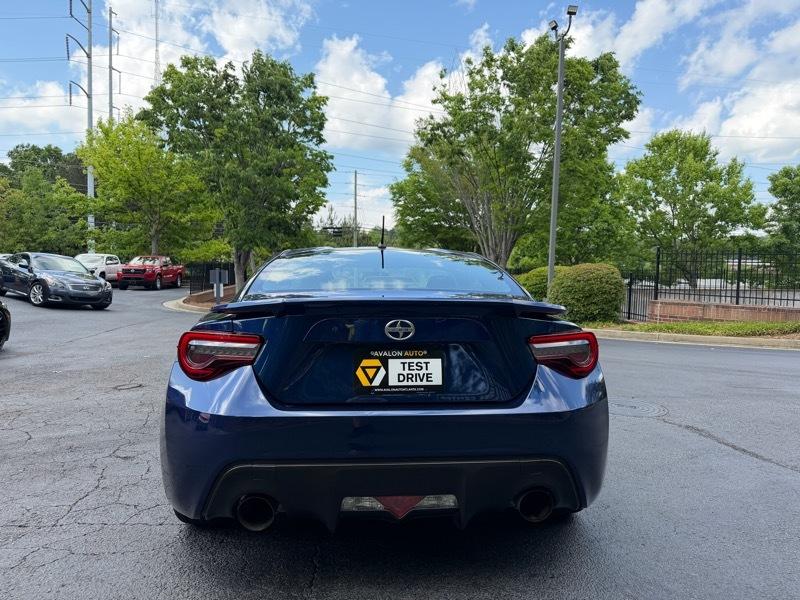 Scion FR-S 6MT 2013