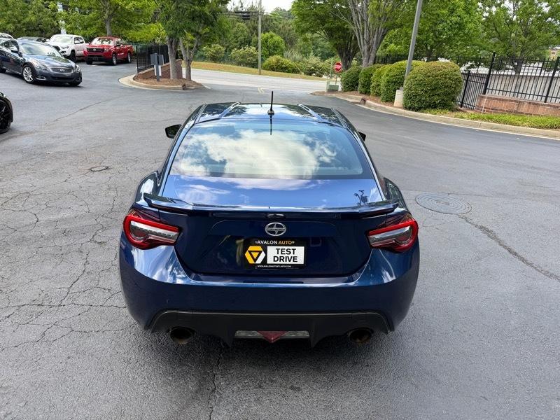 Scion FR-S 6MT 2013