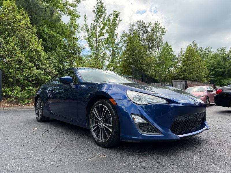Scion FR-S 6MT 2013