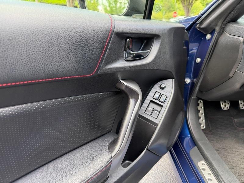 Scion FR-S 6MT 2013