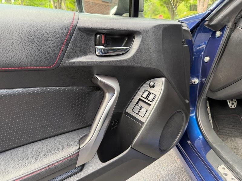 Scion FR-S 6MT 2013